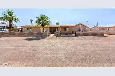 303 5th Avenue E, Buckeye, AZ 85326 - Photo 1