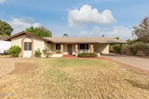 10051 N 39th Ave, Phoenix, AZ 85051 - Photo 1