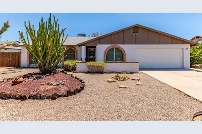 3833 W Woodridge, Glendale, AZ 85308 - Photo 1