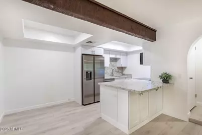 7557 N Dreamy Draw, Phoenix, AZ 85020 - Photo 1