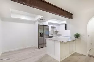 7557 N Dreamy Draw, Phoenix, AZ 85020 - Photo 1