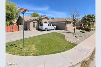 162 W Raven, Chandler, AZ 85286 - Photo 1