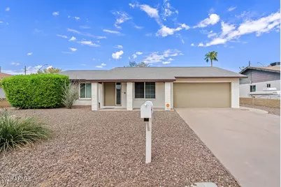 14010 N 42nd Drive, Phoenix, AZ 85053 - Photo 1