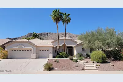 902 E Desert Flower Lane, Phoenix, AZ 85048 - Photo 1