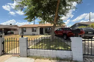 2030 N 47th, Phoenix, AZ 85035 - Photo 1