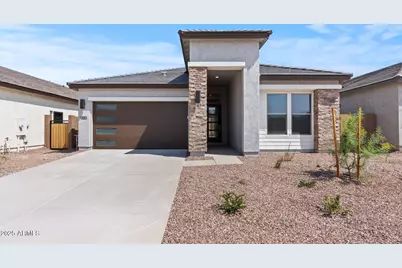 450 E Aurora Drive, San Tan Valley, AZ 85140 - Photo 1