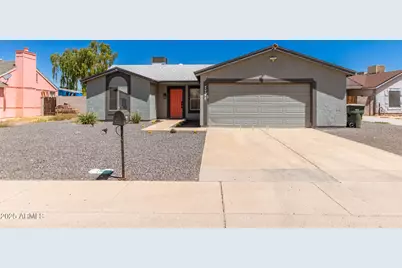 7748 W Minnezona Avenue, Phoenix, AZ 85033 - Photo 1