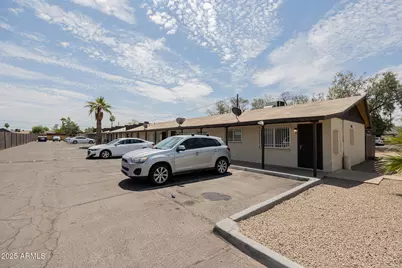 1915 N 26th Place #1, Phoenix, AZ 85008 - Photo 1