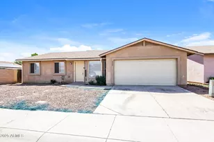 6329 W Cocopah St, Phoenix, AZ 85043 - Photo 1