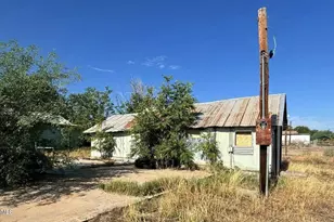 709 N San Manuel Ave, Mammoth, AZ 85618 - Photo 1