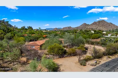 4510 E Pepper Tree Lane, Paradise Valley, AZ 85253 - Photo 1