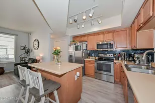 16825 N 14th St, Phoenix, AZ 85022 - Photo 1