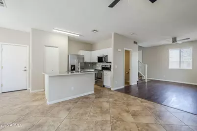 3024 S 101st Avenue, Tolleson, AZ 85353 - Photo 10