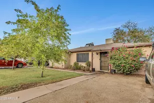 8511 N 27th Dr, Phoenix, AZ 85051 - Photo 1