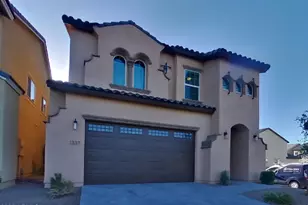 1337 N Parkcrest Circle, Mesa, AZ 85205 - Photo 1