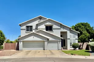 3452 W Sands Dr, Phoenix, AZ 85027 - Photo 1