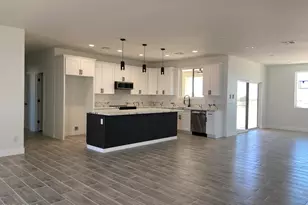 20905 W Dale Ln, Wittmann, AZ 85361 - Photo 2