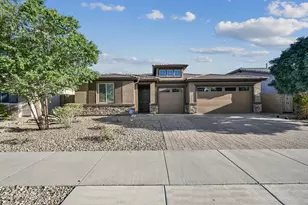 16075 W Laurel, Surprise, AZ 85379 - Photo 1