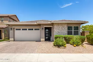 560 E Zion Pl, Chandler, AZ 85249 - Photo 1