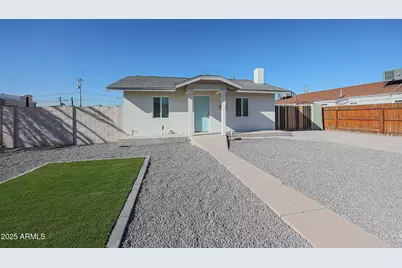 2224 N 24th Place, Phoenix, AZ 85008 - Photo 1