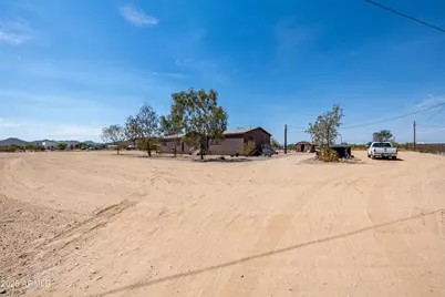 2156 W Bonnie Lane, San Tan Valley, AZ 85144 - Photo 1