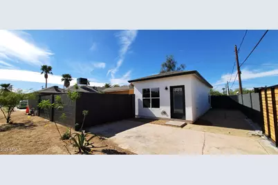 1420 E Almeria, Phoenix, AZ 85006 - Photo 1