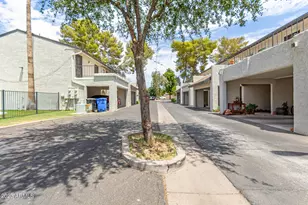 3136 N 38th St, Phoenix, AZ 85018 - Photo 1