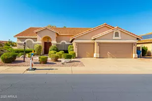 4704 E Hearn Rd, Phoenix, AZ 85032 - Photo 1