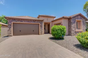 3016 E Maplewood St, Gilbert, AZ 85297 - Photo 1
