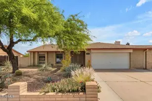2935 S Mollera, Mesa, AZ 85210 - Photo 1