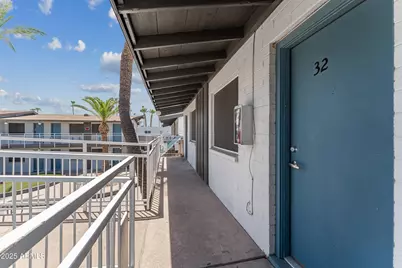 3025 N 32nd Street #32, Phoenix, AZ 85018 - Photo 1