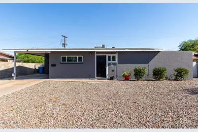 7649 W Whitton Avenue, Phoenix, AZ 85033 - Photo 1