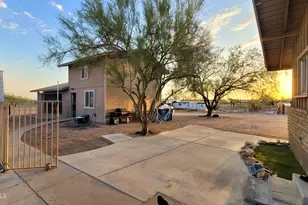 522 S Cortez Rd, Apache Junction, AZ 85119 - Photo 4