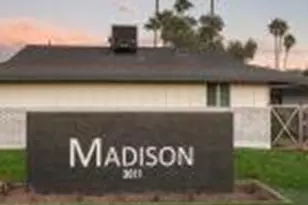 3011 N 38th St, Phoenix, AZ 85018 - Photo 1