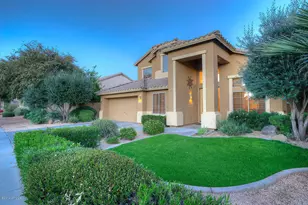 553 N Kimberlee, Chandler, AZ 85225 - Photo 1