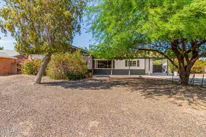 1114 E Laurel Drive, Casa Grande, AZ 85122 - Photo 1