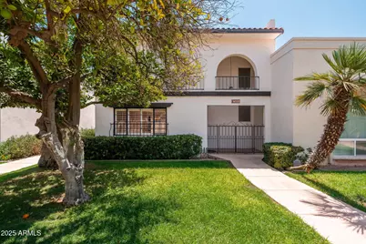 7684 E Minnezona Avenue, Scottsdale, AZ 85251 - Photo 1