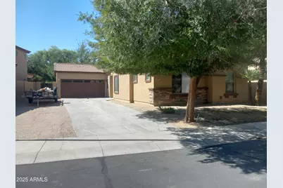 3947 W Roundabout Circle, Chandler, AZ 85226 - Photo 1