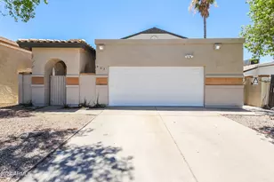 927 E Escuda, Phoenix, AZ 85024 - Photo 1
