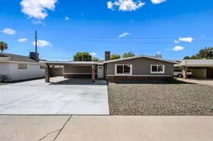 2035 W Claremont St, Phoenix, AZ 85015 - Photo 1