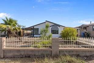 2431 E Tonto Ln, Phoenix, AZ 85050 - Photo 1