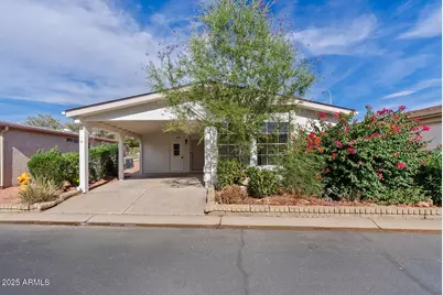 6391 S Oakmont Drive, Chandler, AZ 85249 - Photo 1