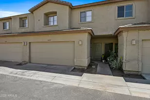 15679 N 29th St, Phoenix, AZ 85032 - Photo 1