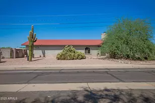 13036 N 36th St, Phoenix, AZ 85032 - Photo 1