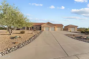 2965 W Saddleridge Way, Wickenburg, AZ 85390 - Photo 1
