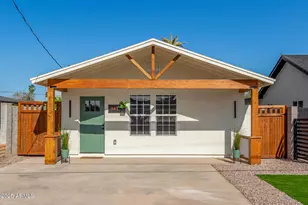 561 N Sirrine, Mesa, AZ 85201 - Photo 1