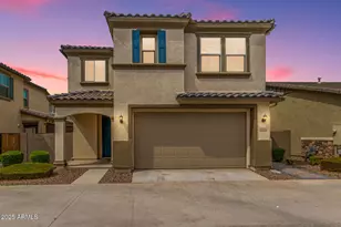 1555 S Loren Ln, Gilbert, AZ 85296 - Photo 1