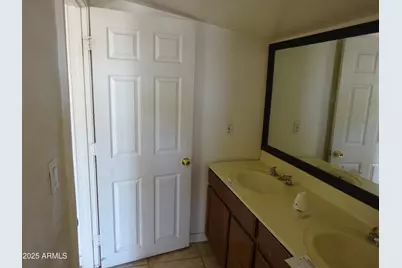7148 N 48th Avenue, Glendale, AZ 85301 - Photo 18
