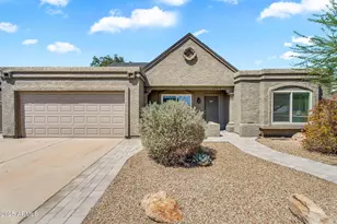 1368 E Wickieup, Phoenix, AZ 85024 - Photo 1