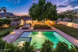 11851 N Bancroft Dr, Phoenix, AZ 85028 - Photo 1